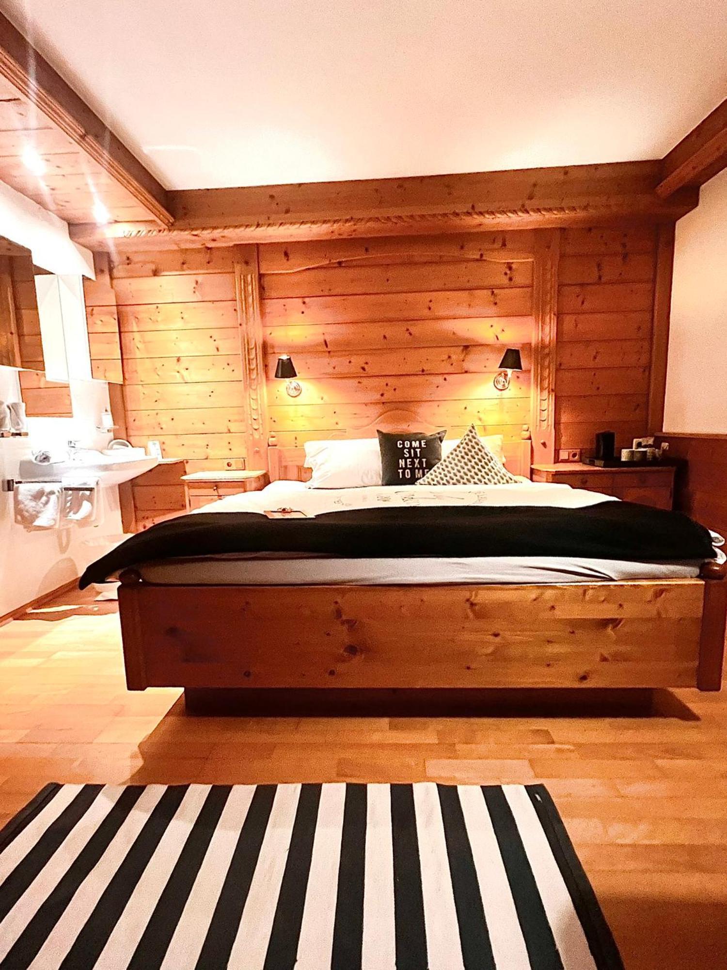 Haus Tirolerland Hotel Оец Екстериор снимка